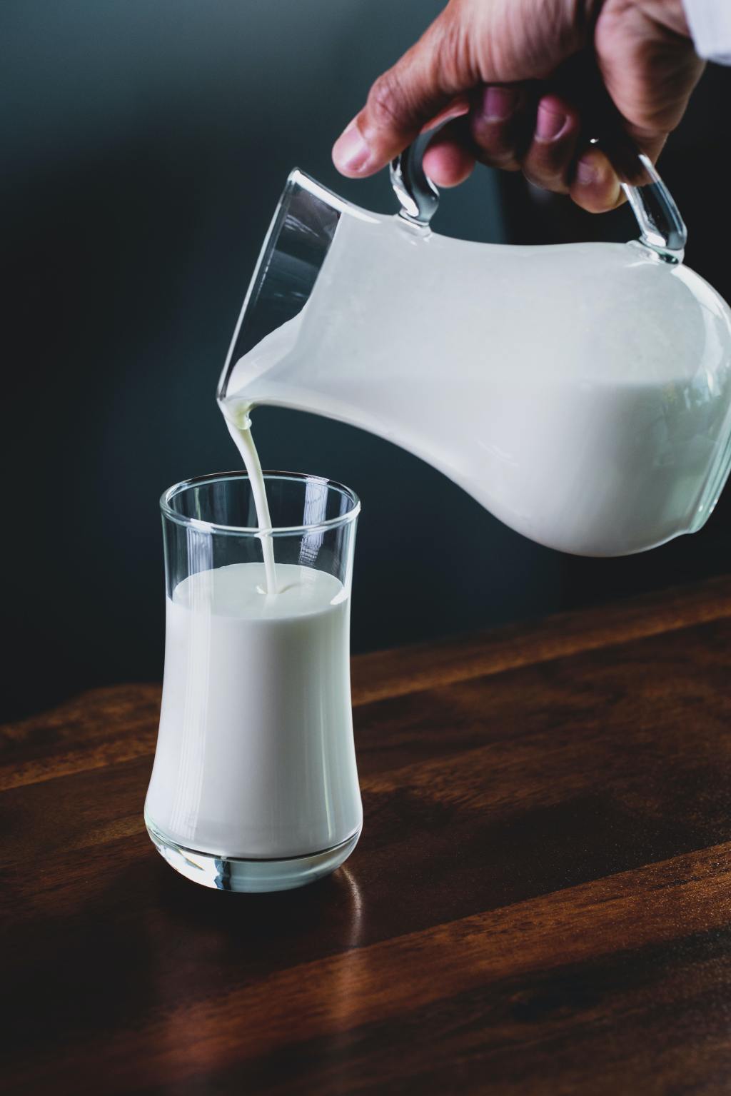 What Milk Is Best for Keto? Your Complete Guide to Keto-Friendly Milk&nbsp;Alternatives